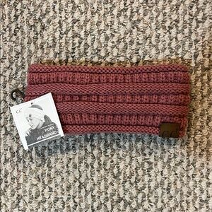 C.C Women's Burgundy Knit Headband